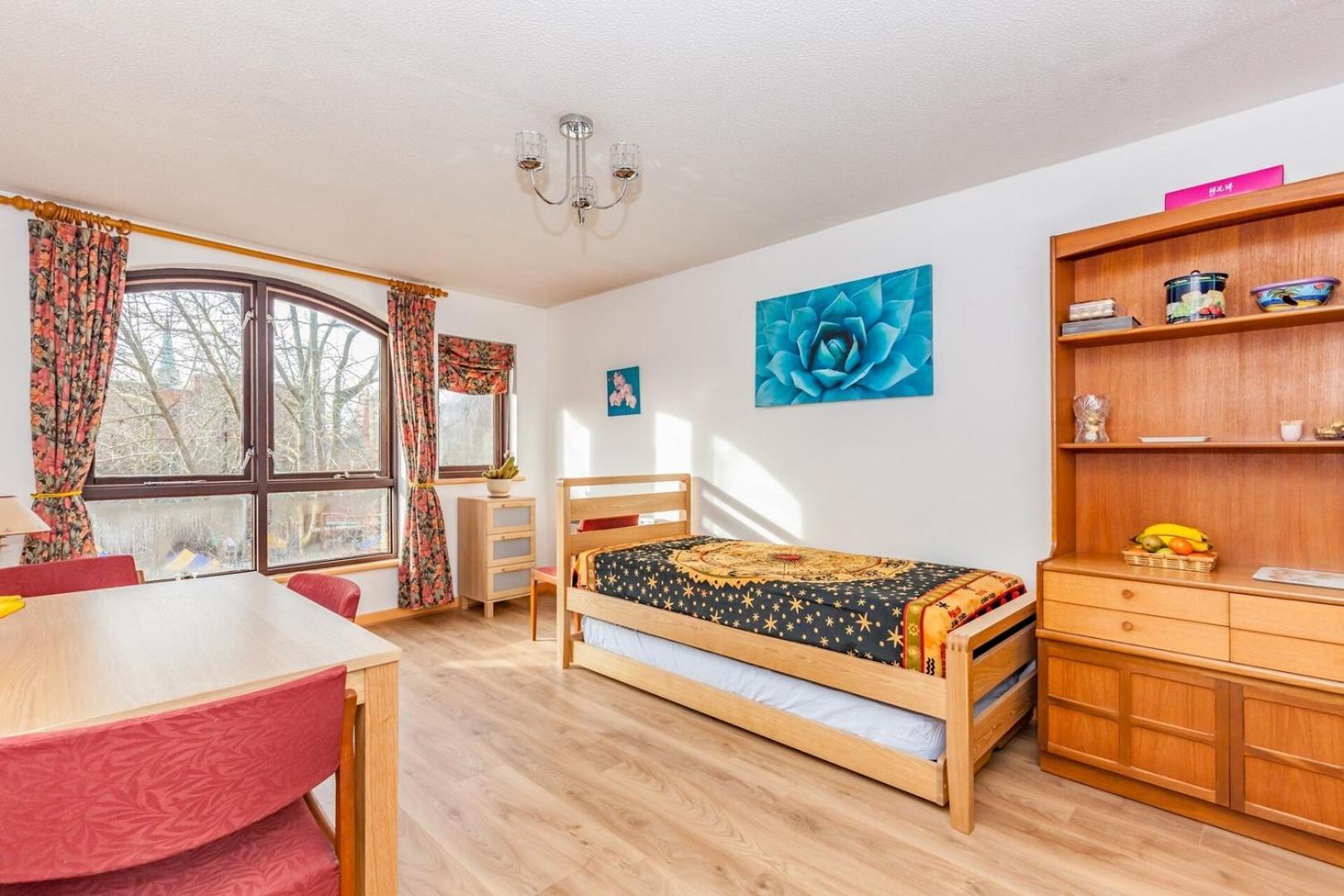New Bright And Sunny Flat In Oxford City Centre Extérieur photo